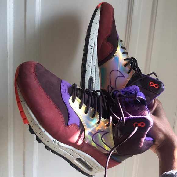 Nike Shoes - Nike Air Max 90 Boots